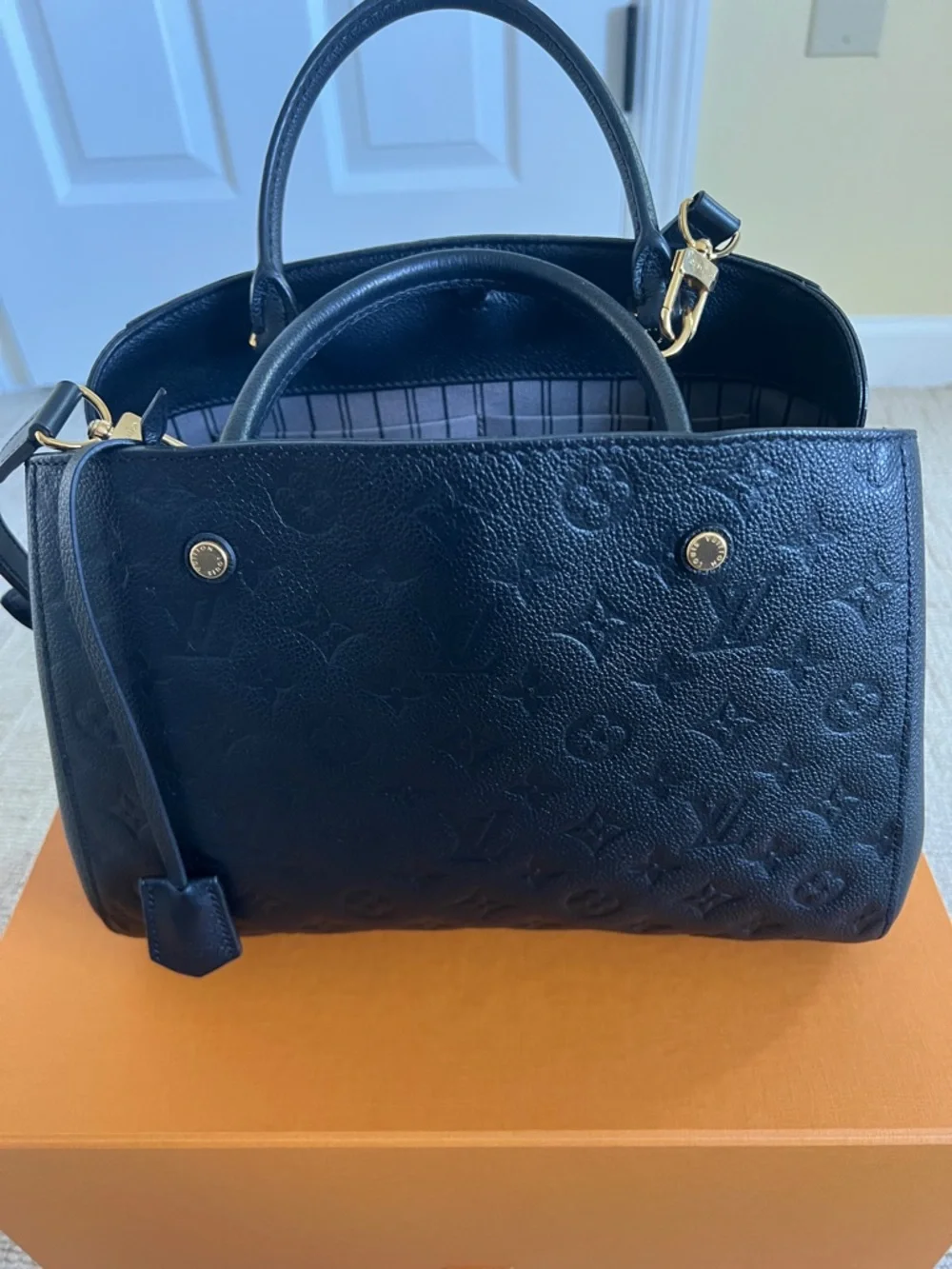 Louis Vuitton Montaige Black MM Empreint Noir Black Tote Bag - Picture 2 of 16